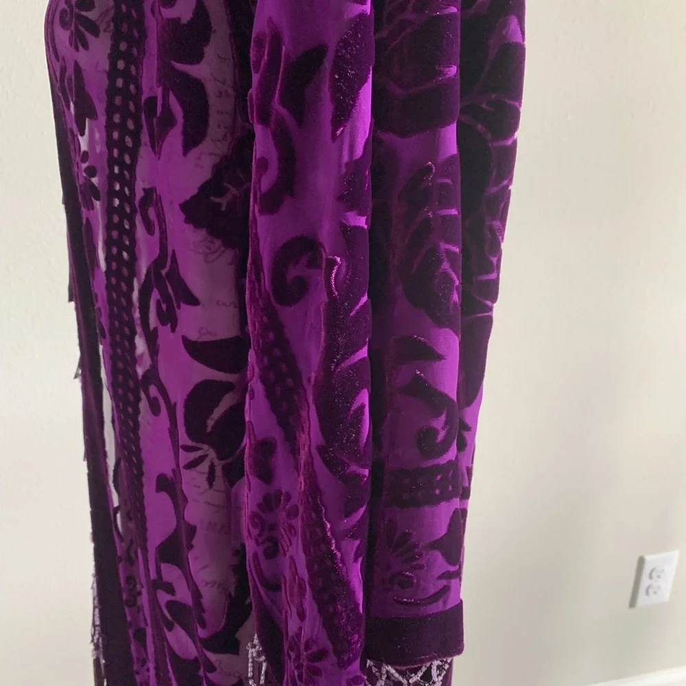 Lightweight Sheer Duster Cardigan Tunic - Picture 6 of 6